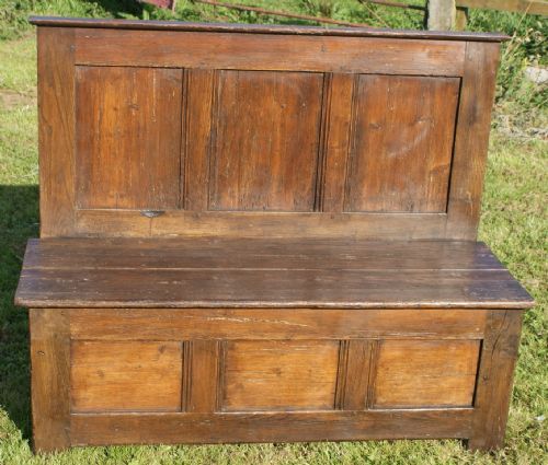 oak and pine french country box settle