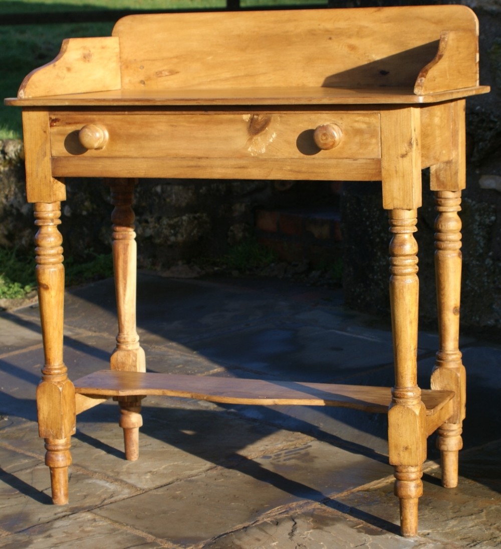 very pretty little victorian stripped pine washstand